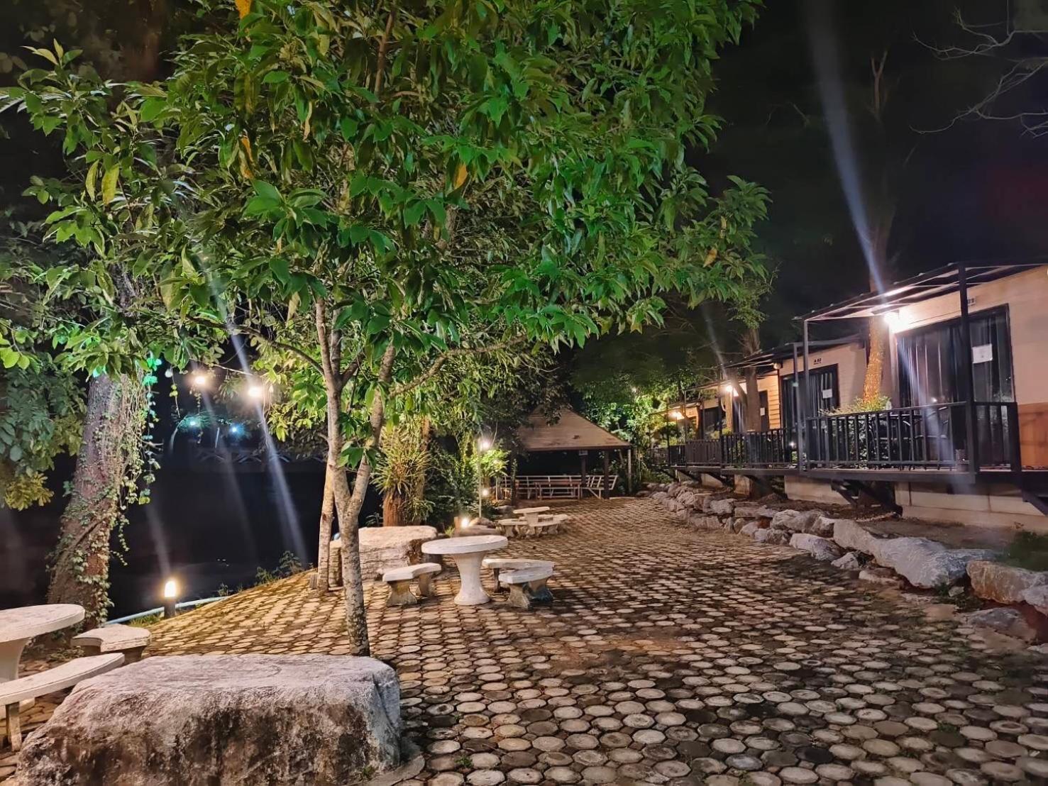 Tharapana Khaoyai Resort Muszi Kültér fotó